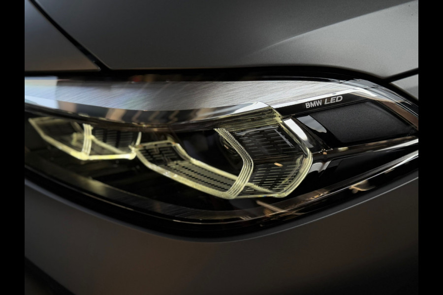 BMW 1-serie Verkocht 118i High Executive M-SPORT|PANO|HARMAN KARDON|KEYLESS|FABRIEKSGARANTIE|CARPLAY|CAMERA|DEALER ONDERHOUDEN