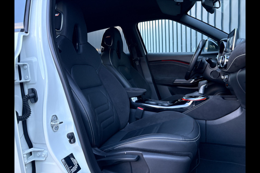 Nissan Juke 1.0 DIG-T N-Design | Bose | 360 Camera | Trekhaak afnb. | Allseason Banden | Prijs Rijklaar!!