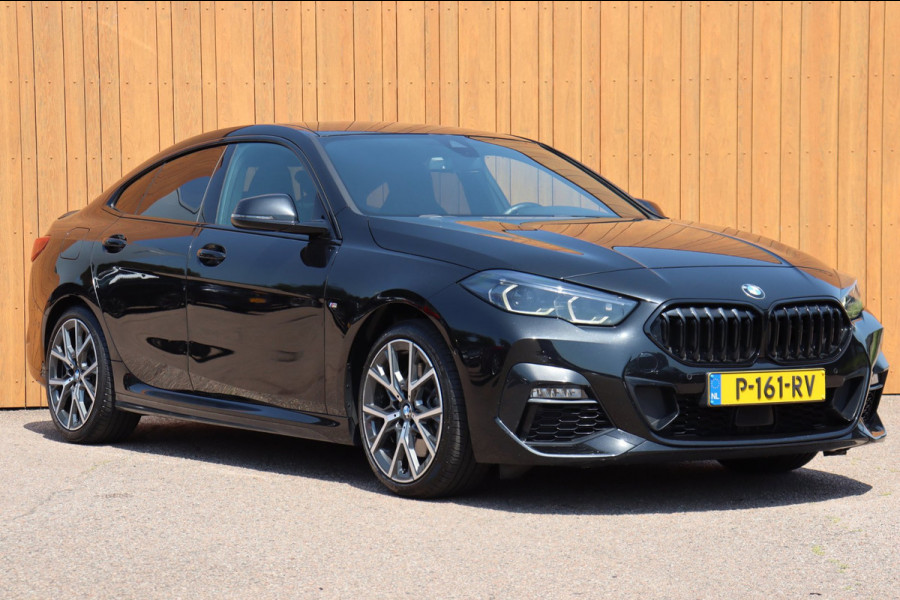 BMW 2 Serie Gran Coupé 220i M Sport org.NL afn.trekhaak a.camera stoelverw.