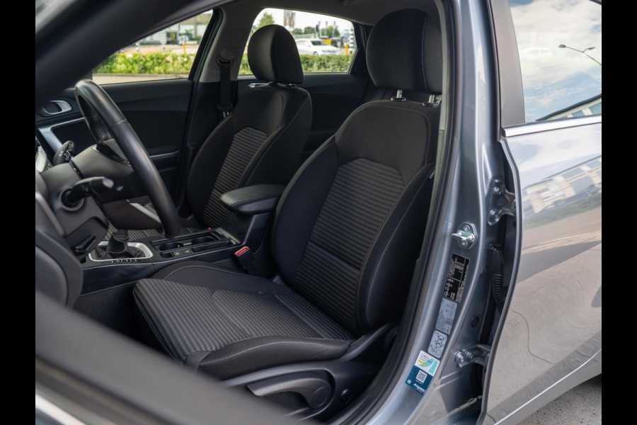 Kia Ceed 1.0 T-GDi DynamicLine / Carplay / Camera / Led / DAB