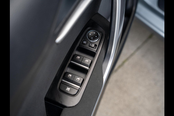 Kia Ceed 1.0 T-GDi DynamicLine / Carplay / Camera / Led / DAB