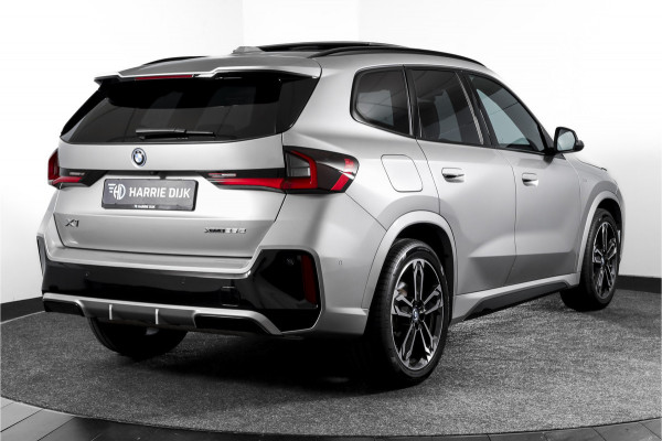 BMW X1 xDrive25e 245 PK | M-Sport | Premium Pack | S/K-Panodak | Dig. Cockpit | Cruise | Stoelverw. | PDC | Camera | NAV+App. Connect | ECC | Elek. Klep | LM 19" | 9072