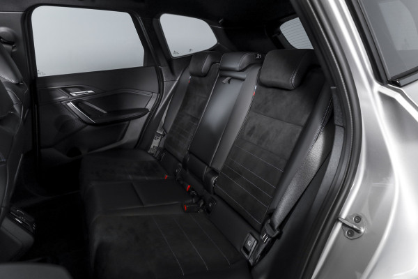 BMW X1 xDrive25e 245 PK | M-Sport | Premium Pack | S/K-Panodak | Dig. Cockpit | Cruise | Stoelverw. | PDC | Camera | NAV+App. Connect | ECC | Elek. Klep | LM 19" | 9072