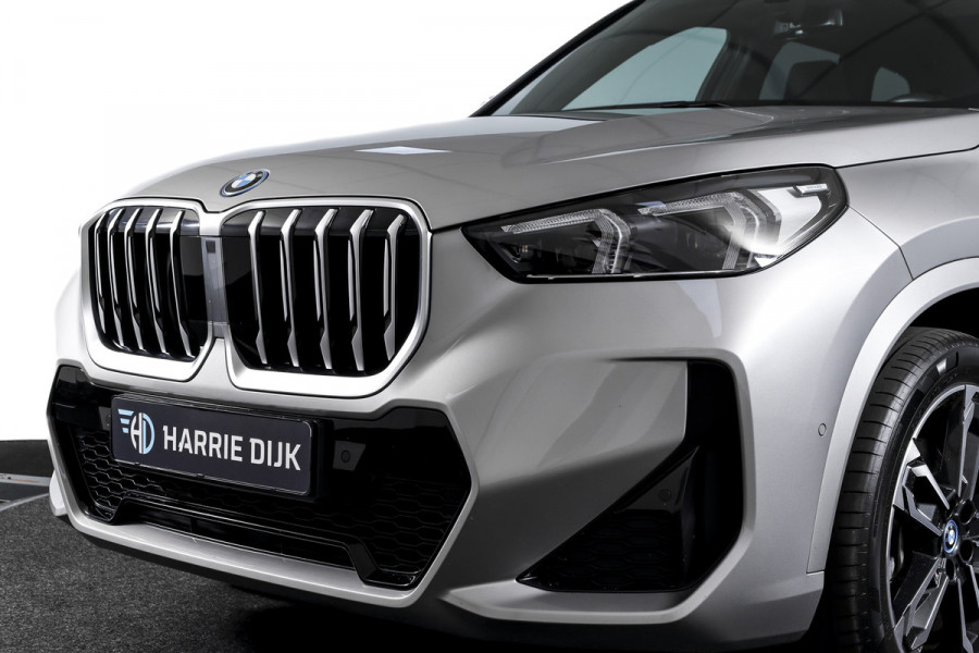 BMW X1 xDrive25e 245 PK | M-Sport | Premium Pack | S/K-Panodak | Elek. Trekhaak | Dig. Cockpit | Cruise | Stoelverw. | PDC | Camera | NAV+App. Connect | ECC | Elek. Klep | LM 19" | 2943