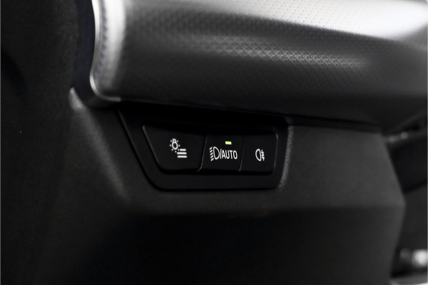 BMW X1 xDrive25e 245 PK | M-Sport | Premium Pack | S/K-Panodak | Elek. Trekhaak | Dig. Cockpit | Cruise | Stoelverw. | PDC | Camera | NAV+App. Connect | ECC | Elek. Klep | LM 19" | 2943