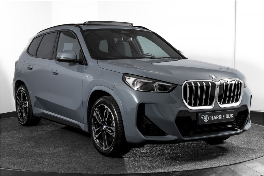 BMW X1 xDrive25e 245 PK | M-Sport | Premium Pack | S/K-Panodak | Elek. Trekhaak | Dig. Cockpit | Cruise | Stoelverw. | PDC | Camera | NAV+App. Connect | ECC | Elek. Klep | LM 19" | 8872