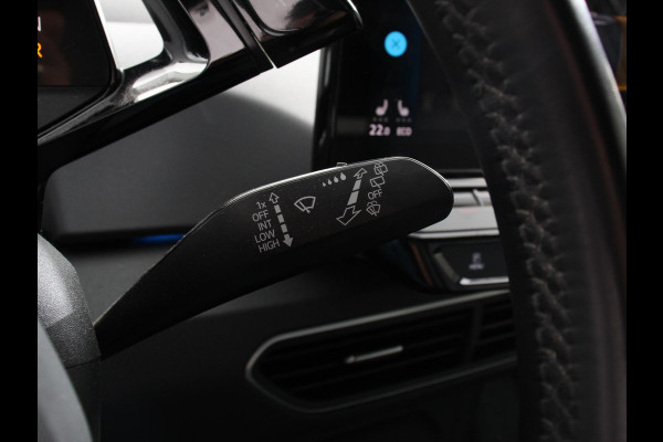 Volkswagen ID.3 First 58 kWh Navigatie Apple Carplay/Android Auto Adaptive Cruise Control Parkeersensoren Stoel- en stuurverwarming Lichtmetalen velgen Climate Control