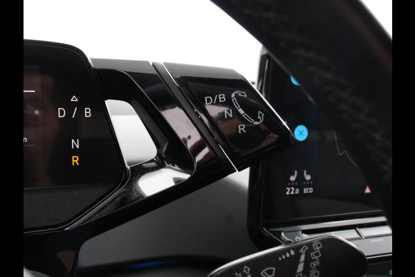 Volkswagen ID.3 First 58 kWh Navigatie Apple Carplay/Android Auto Adaptive Cruise Control Parkeersensoren Stoel- en stuurverwarming Lichtmetalen velgen Climate Control