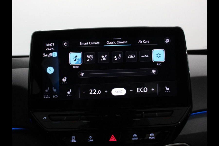 Volkswagen ID.3 First 58 kWh Navigatie Apple Carplay/Android Auto Adaptive Cruise Control Parkeersensoren Stoel- en stuurverwarming Lichtmetalen velgen Climate Control