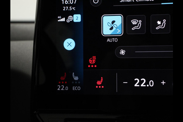 Volkswagen ID.3 First 58 kWh Navigatie Apple Carplay/Android Auto Adaptive Cruise Control Parkeersensoren Stoel- en stuurverwarming Lichtmetalen velgen Climate Control