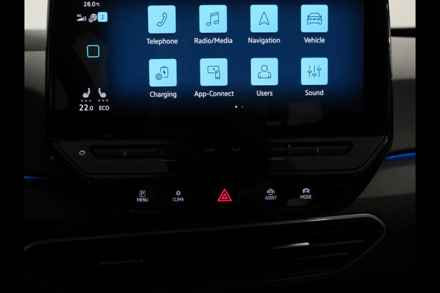 Volkswagen ID.3 First 58 kWh Navigatie Apple Carplay/Android Auto Adaptive Cruise Control Parkeersensoren Stoel- en stuurverwarming Lichtmetalen velgen Climate Control