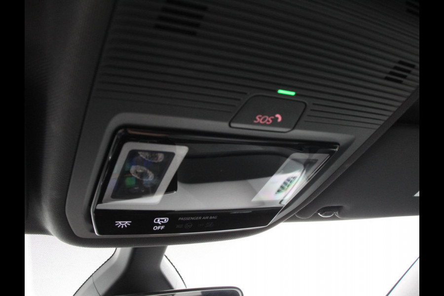Volkswagen ID.3 First 58 kWh Navigatie Apple Carplay/Android Auto Adaptive Cruise Control Parkeersensoren Stoel- en stuurverwarming Lichtmetalen velgen Climate Control