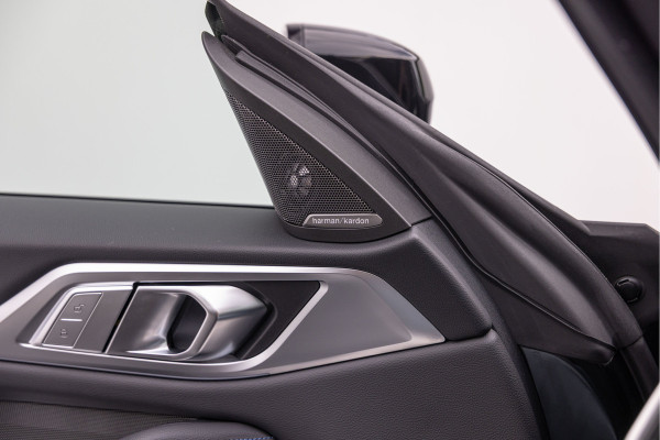 BMW i4 eDrive40 High Executive 84 kWh M-Pakket M-sportstoelen Schuif/kantel HuD