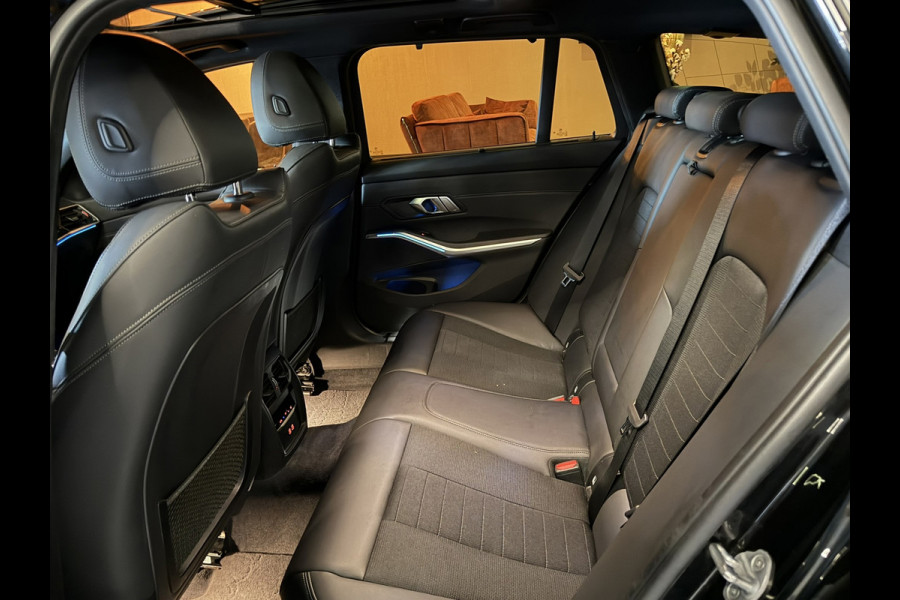 BMW 3-serie 330e xDrive M-Sport Line Black Edition|Pano|Black Pack|Sfeer|PDC|Keyless|Leder|LED+Xenon|Rijklaar