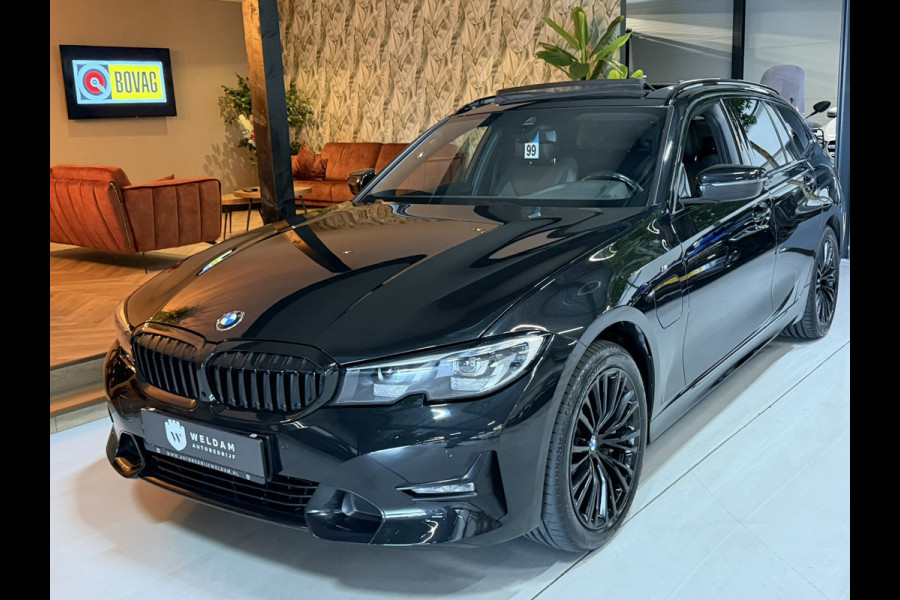 BMW 3-serie 330e xDrive M-Sport Line Black Edition|Pano|Black Pack|Sfeer|PDC|Keyless|Leder|LED+Xenon|Rijklaar