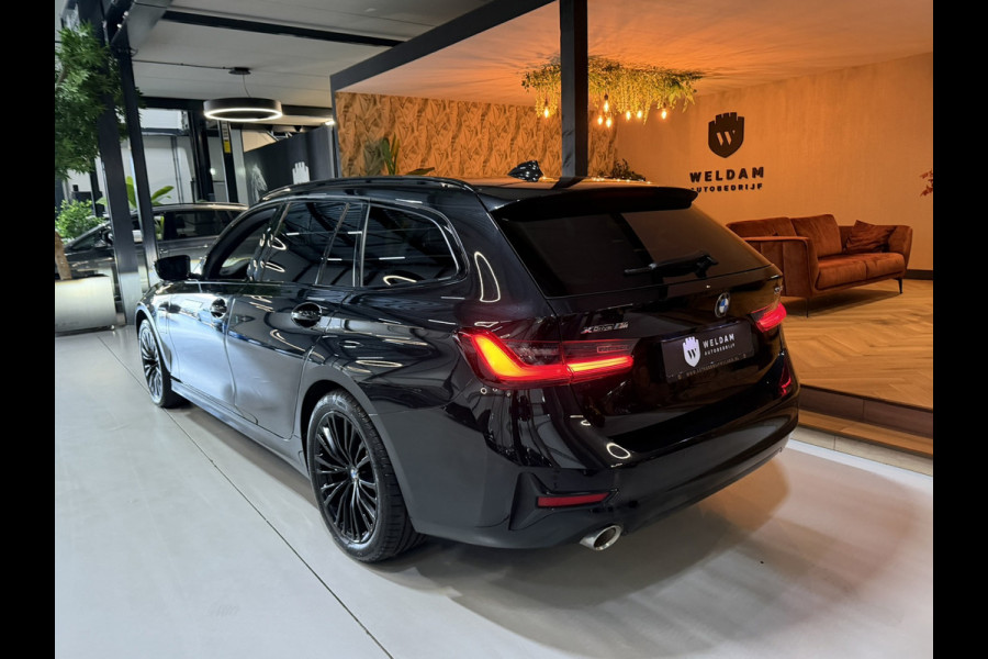 BMW 3-serie 330e xDrive M-Sport Line Black Edition|Pano|Black Pack|Sfeer|PDC|Keyless|Leder|LED+Xenon|Rijklaar