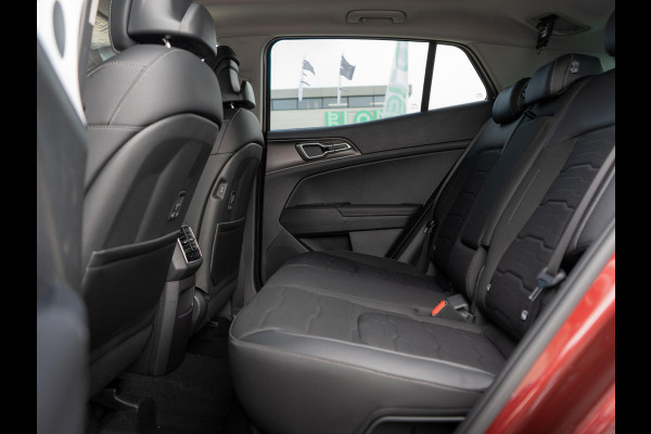 Kia Sportage 1.6 T-GDi Hybrid DynamicPlusLine | OP VOORRAAD| Stoel en stuurverwarming| Navi | PDC Schuifkanteldak |