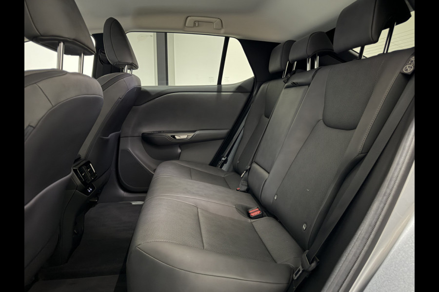 Lexus RZ 450e Executive Line 71 kWh | Leder interieur | Stoelen gekoeld & verwarmd | LMV 20" | Soh (batterijcheck) Waarde 97,8 %