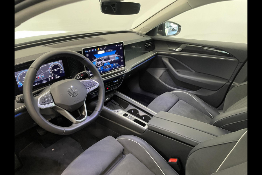 Volkswagen Passat Variant 1.5 eTSI DSG Aut. Business Airco ECC Navi Carplay Winterpack Adaptive Cruise Control+Travel Assist Trekhaak IQ.Drive Pack