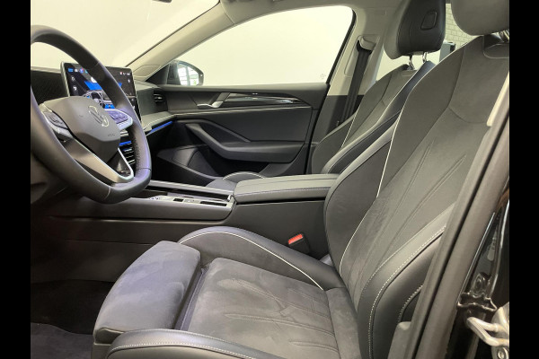 Volkswagen Passat Variant 1.5 eTSI DSG Aut. Business Airco ECC Navi Carplay Winterpack Adaptive Cruise Control+Travel Assist Trekhaak IQ.Drive Pack