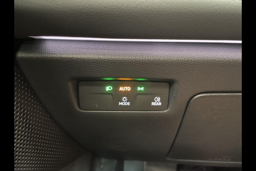 Volkswagen Passat Variant 1.5 eTSI DSG Aut. Business Airco ECC Navi Carplay Winterpack Adaptive Cruise Control+Travel Assist Trekhaak IQ.Drive Pack