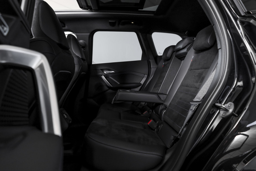 BMW X1 xDrive25e 245 PK | M-Sport | Premium Pack | S/K-Panodak | Elek. Trekhaak | Dig. Cockpit | Cruise | Stoelverw. | PDC | Camera | NAV+App. Connect | ECC | Elek. Klep | LM 19" | 2845