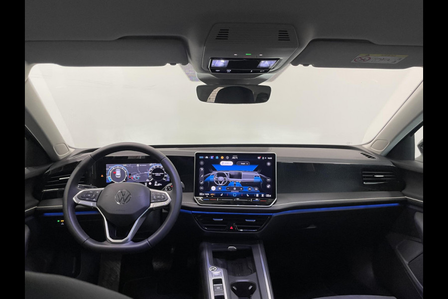 Volkswagen Passat Variant 1.5 eTSI DSG Aut. Business Airco ECC Navi Carplay Winterpack Adaptive Cruise Control+Travel Assist Trekhaak IQ.Drive Pack