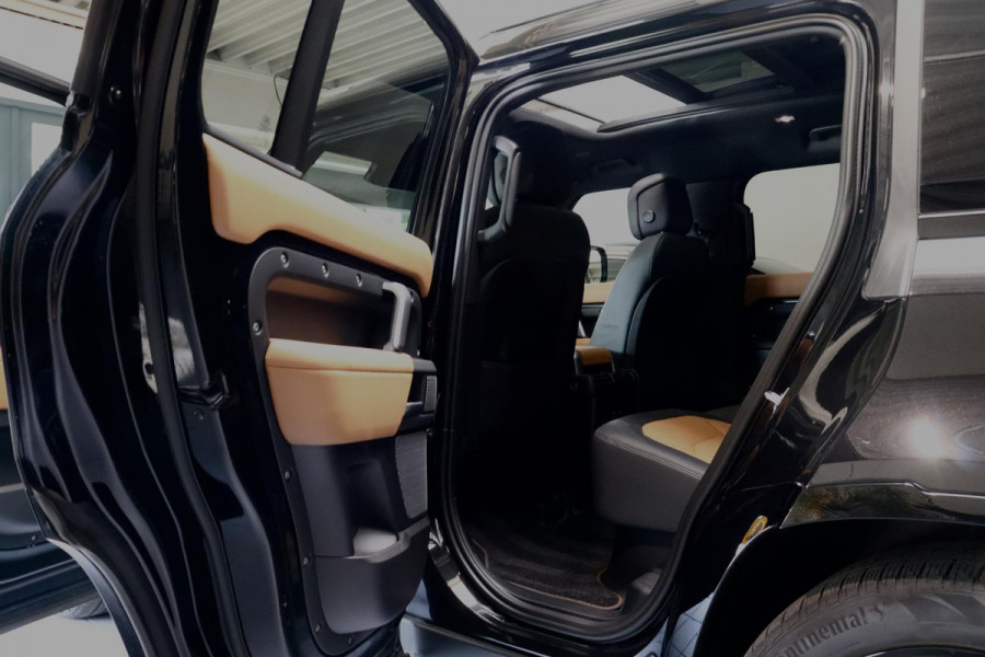 Land Rover Defender 110 P400e 110 X-Dynamic HSE NL|TrkHk|Matrix|PANO