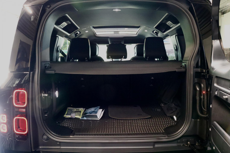 Land Rover Defender 110 P400e 110 X-Dynamic HSE NL|TrkHk|Matrix|PANO