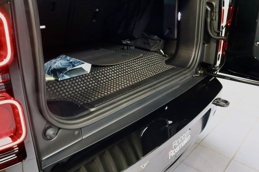 Land Rover Defender 110 P400e 110 X-Dynamic HSE NL|TrkHk|Matrix|PANO