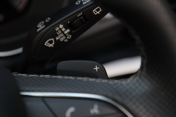 Audi Q5 55 TFSI e 3x S-Line QUATTRO / PANO / HUD / MEMORY / B&O / MASSAGE