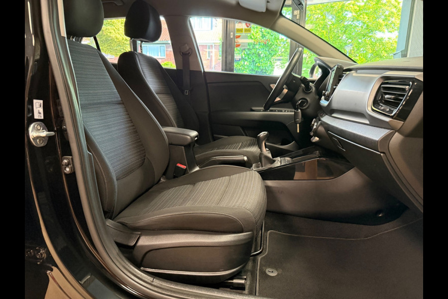 Kia Stonic 1.0 T-GDi DynamicLine CAMERA CLIMATE CONTROL CARPLAY STOEL/STUURVERW. PDC