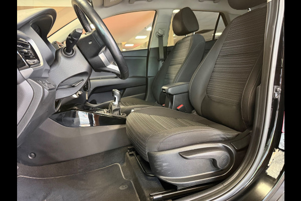 Kia Stonic 1.0 T-GDi DynamicLine CAMERA CLIMATE CONTROL CARPLAY STOEL/STUURVERW. PDC