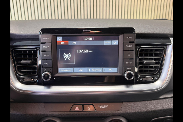 Kia Stonic 1.0 T-GDi DynamicLine CAMERA CLIMATE CONTROL CARPLAY STOEL/STUURVERW. PDC