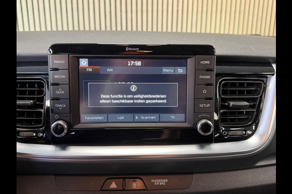 Kia Stonic 1.0 T-GDi DynamicLine CAMERA CLIMATE CONTROL CARPLAY STOEL/STUURVERW. PDC