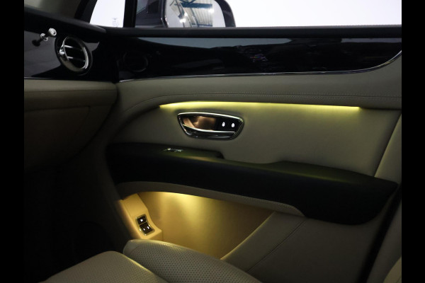 Bentley Bentayga 4.0 V8 550 PK 1e EIGENAAR *30.095 KM* + TOURING PAKKET | COMFORT SEAT | PANORAMA | SFEERVERLICHTING