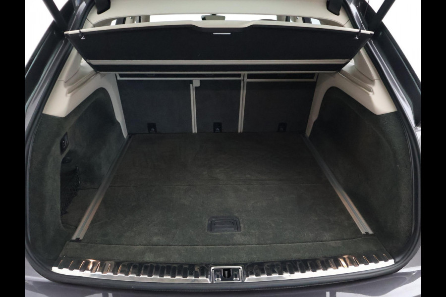 Bentley Bentayga 4.0 V8 550 PK 1e EIGENAAR *30.095 KM* + TOURING PAKKET | COMFORT SEAT | PANORAMA | SFEERVERLICHTING