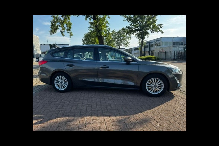 Ford FOCUS Wagon 1.0 EcoBoost Titanium Business Airco/ECC,Cruisecontrol,Navigatie Zeer Nette Auto