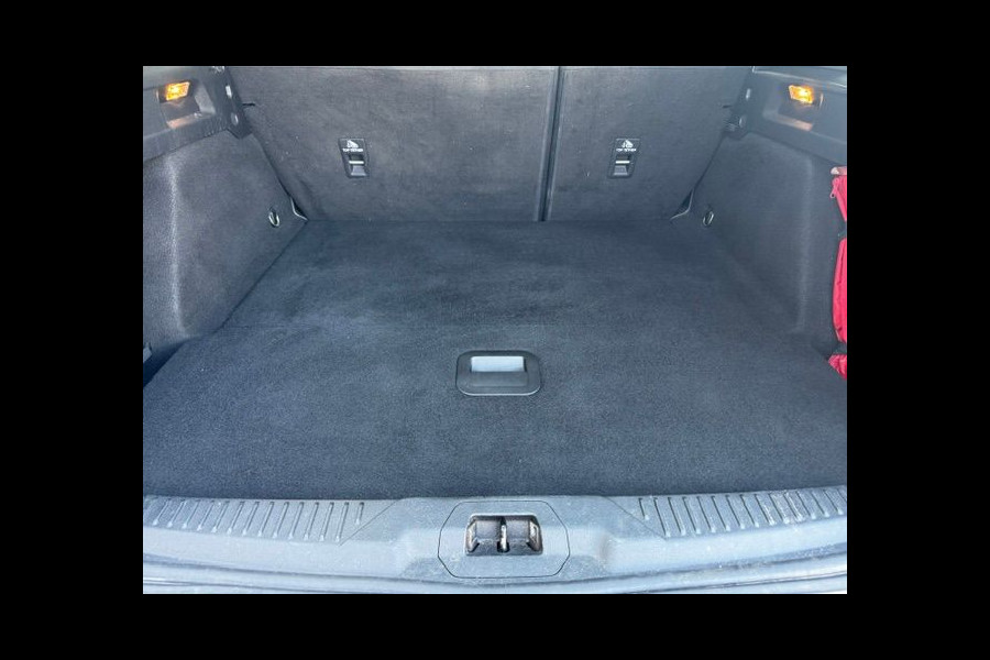 Ford FOCUS Wagon 1.0 EcoBoost Titanium Business Airco/ECC,Cruisecontrol,Navigatie Zeer Nette Auto