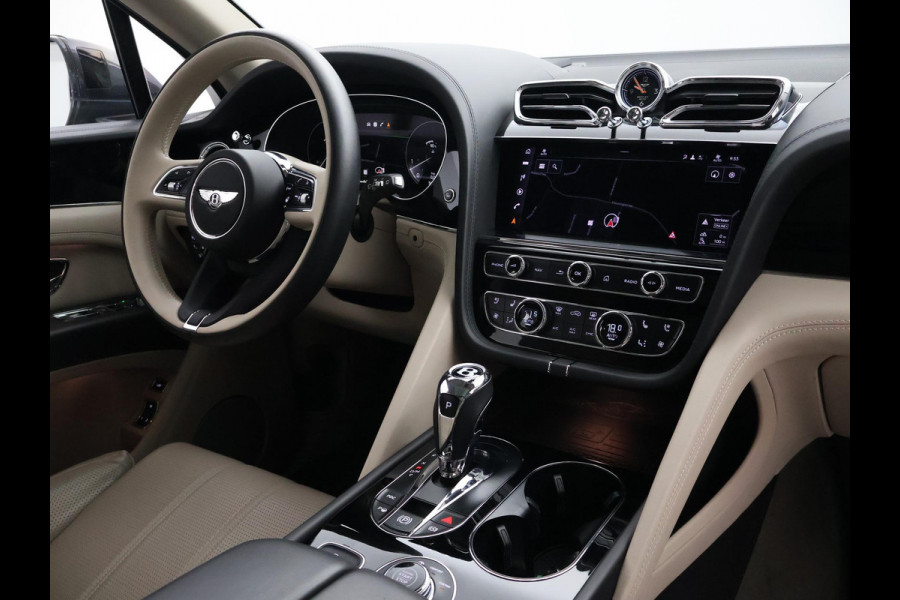 Bentley Bentayga 4.0 V8 550 PK 1e EIGENAAR *30.095 KM* + TOURING PAKKET | COMFORT SEAT | PANORAMA | SFEERVERLICHTING