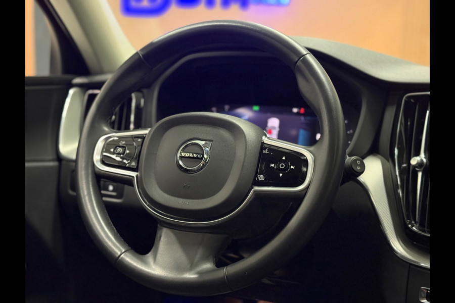 Volvo XC60 FWD 200pk Ultra Dark H&K | Pano| Memory |Camera|Cruise Control