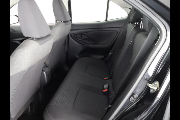 Toyota Yaris Cross 1.5 HYBRID ACTIVE BLACKLINE GARANTIE 2032 ! . APPLE CARPLAY & ANDROID AUTO . ACHTERUITRIJ CAMERA . ADAPTIEVE CRUISE CONTROL .