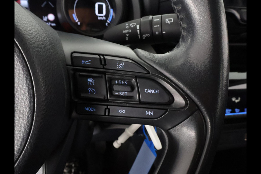 Toyota Yaris Cross 1.5 HYBRID ACTIVE BLACKLINE GARANTIE 2032 ! . APPLE CARPLAY & ANDROID AUTO . ACHTERUITRIJ CAMERA . ADAPTIEVE CRUISE CONTROL .