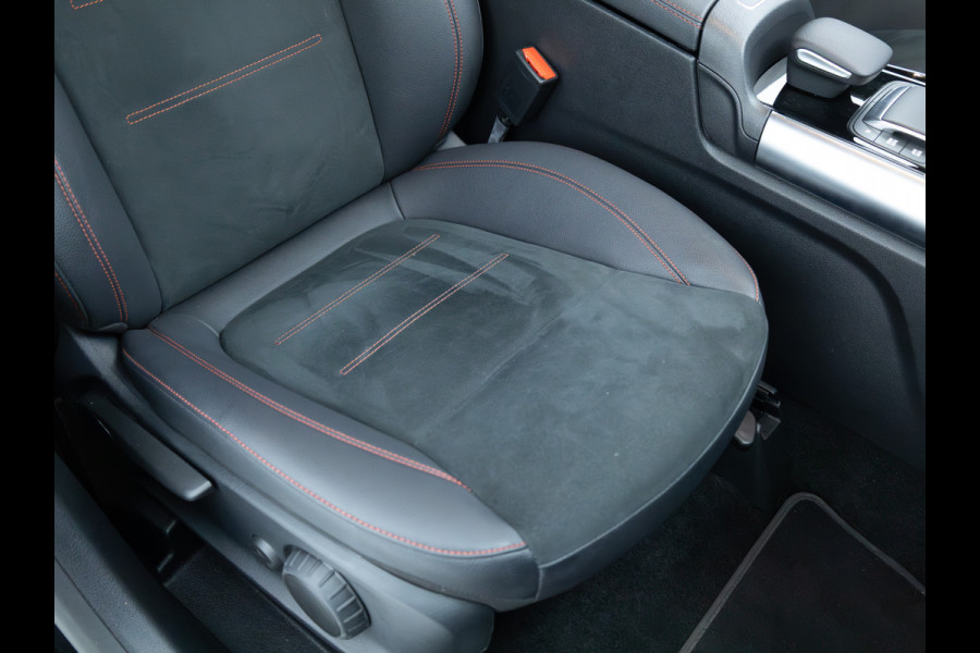 Mercedes-Benz GLA 250 e AMG Line | 360 Camera | Adaptive Cruise | Stoelverw. | Sfeerrverlichting | Elec. klep | App-connect Navigatie, Spraakbediening, Parkeersensoren v + A, Extra getint glas vanaf B-stijl