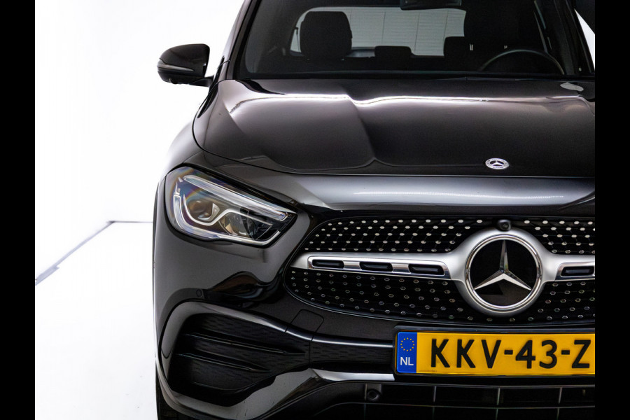 Mercedes-Benz GLA 250 e AMG Line | 360 Camera | Adaptive Cruise | Stoelverw. | Sfeerrverlichting | Elec. klep | App-connect Navigatie, Spraakbediening, Parkeersensoren v + A, Extra getint glas vanaf B-stijl