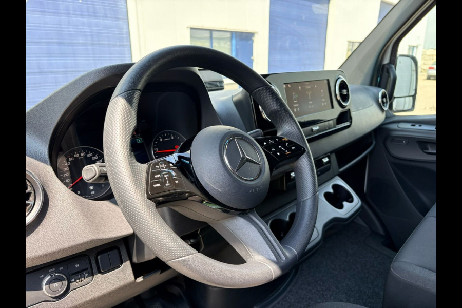 Mercedes-Benz Sprinter 317 1.9 CDI L3H2 RWD