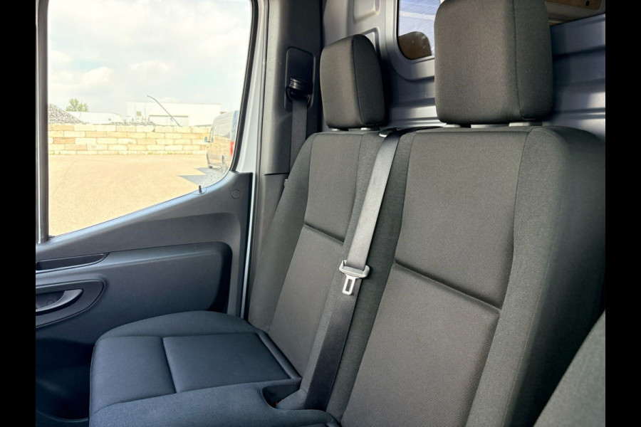 Mercedes-Benz Sprinter 317 1.9 CDI L3H2 RWD