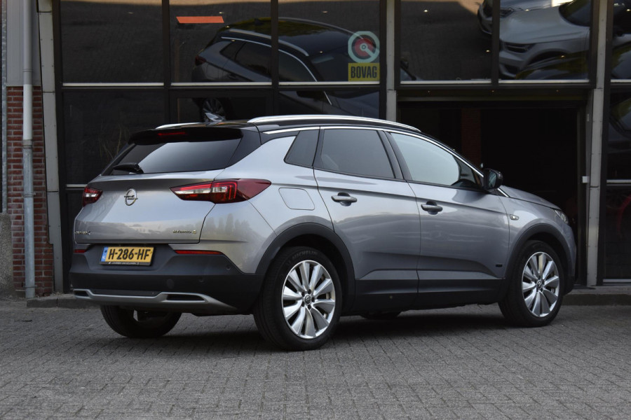 Opel Grandland X 1.6 Turbo Hybrid4 Innovation Keyless Stoelkoel Camera Lane 4WD