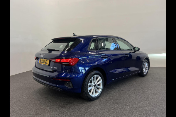 Audi A3 Sportback 30 TFSI Pro Line Navigatie Apple Carplay Android Auto Parkeersensoren achter Cruise Control Full Led Climate Control Lichtmetalen velgen