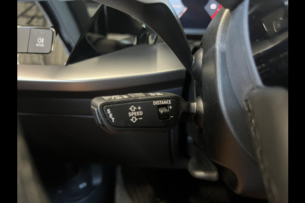 Audi A3 Sportback 30 TFSI Pro Line Navigatie Apple Carplay Android Auto Parkeersensoren achter Cruise Control Full Led Climate Control Lichtmetalen velgen
